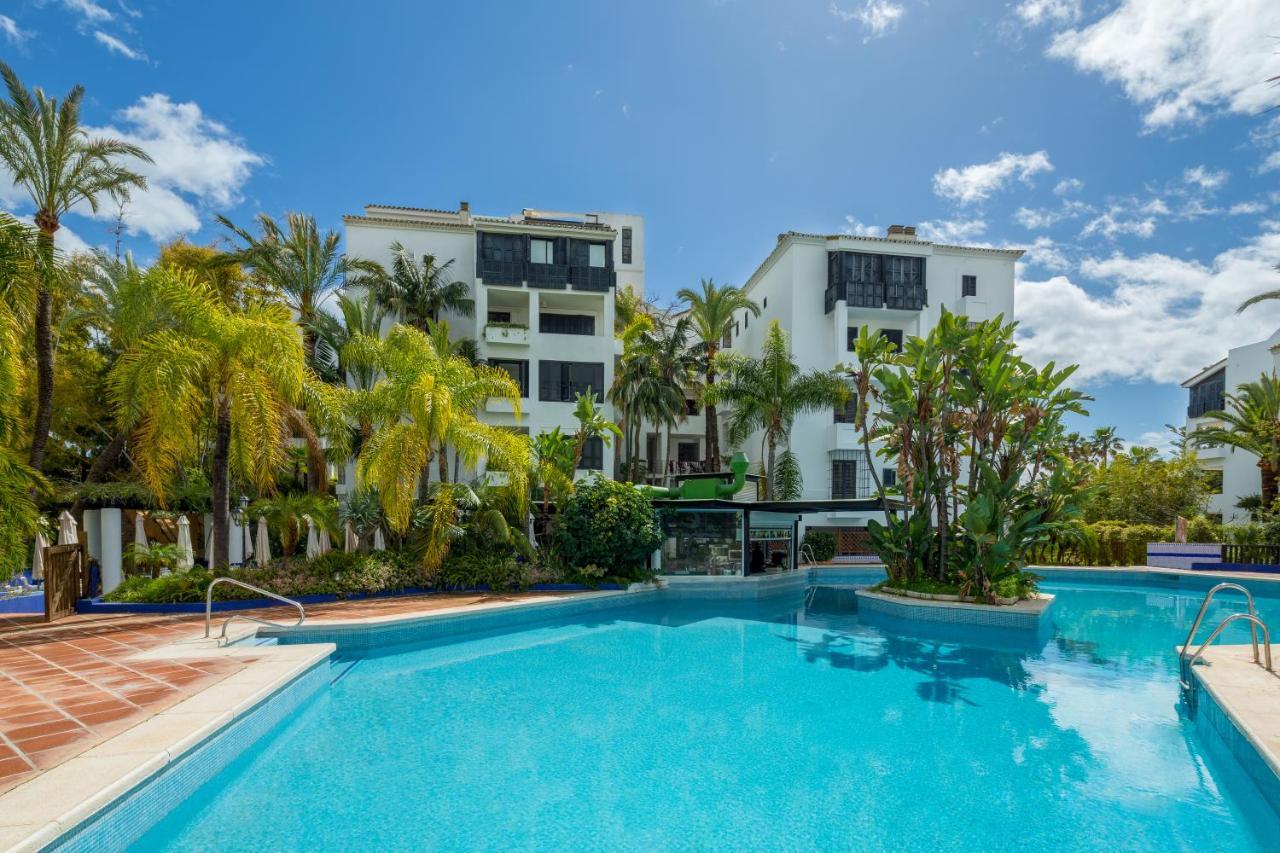 Jardines Las Golondrinas Apartments Elviria Marbella Exterior photo