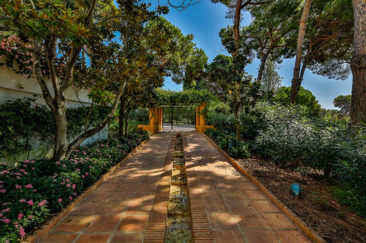 Jardines Las Golondrinas Apartments Elviria Marbella Exterior photo