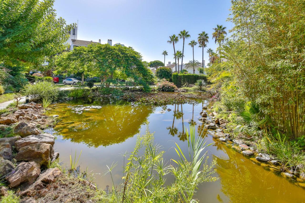 Jardines Las Golondrinas Apartments Elviria Marbella Exterior photo